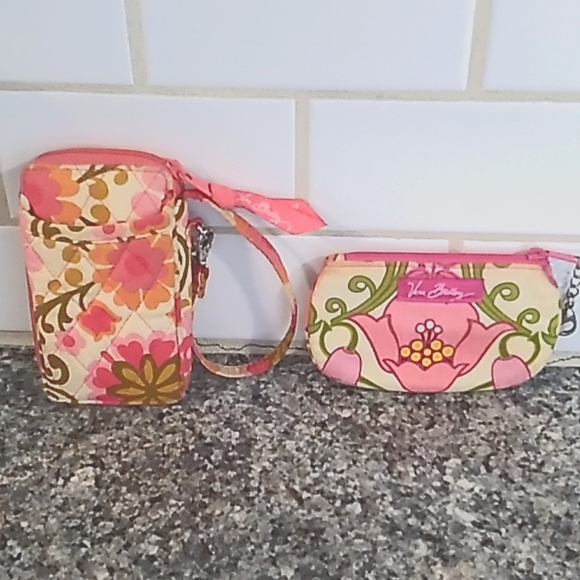 Vera Bradley Handbags - Vera Bradley Paisley Pattern Wristlet Wallet & Change Bag.